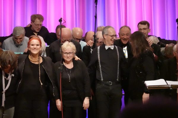 17_Zugabe_gemeinsam_Earth_Song (13)